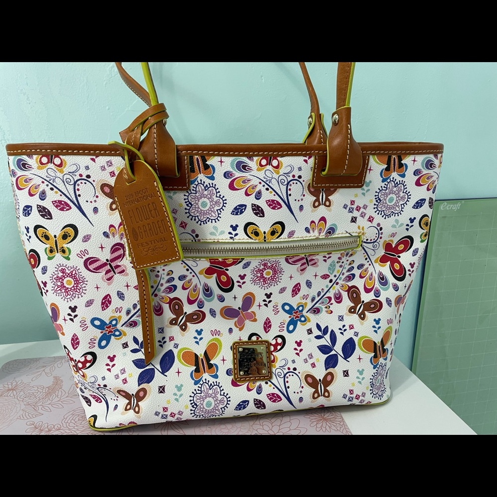 2019 EPCOT flower and garden festival tote